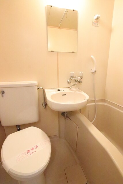 物件内観写真10　(バスルームです♪)