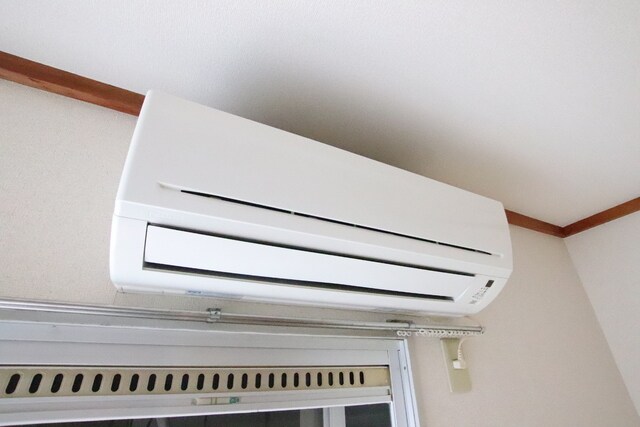 物件内観写真14　(エアコン1台設置済みです♪)