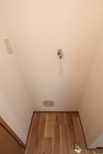 物件内観写真20　(洗濯機置場)