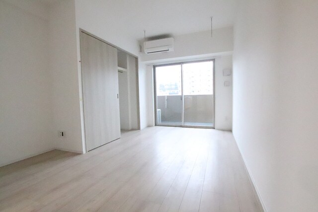 物件内観写真7　(洋室♪)