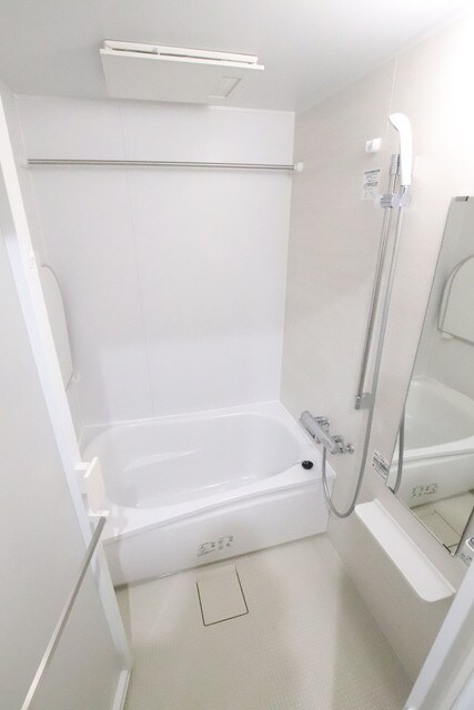 物件内観写真8　(追焚付きバス♪)