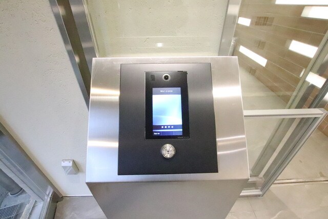 物件外観写真2　(オートロック♪)