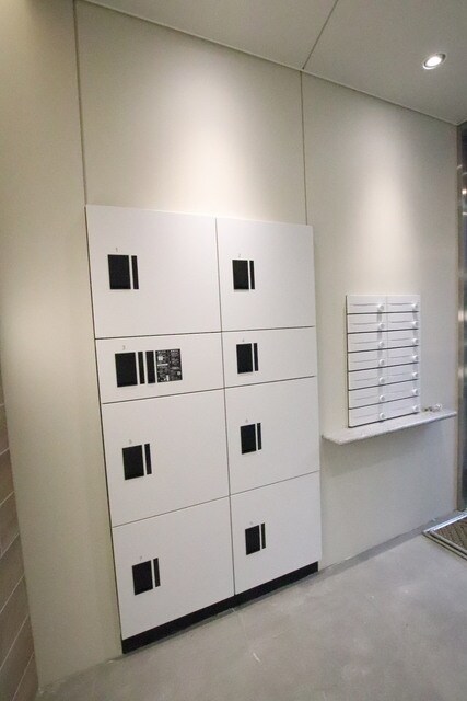 物件外観写真3　(宅配BOX♪)