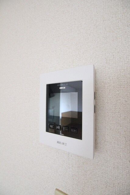 物件内観写真13　(TV付きインターホンです)