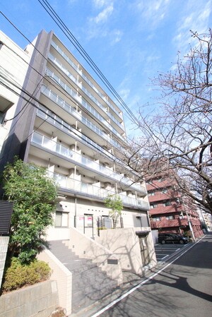 クルーセ多摩センター外観写真