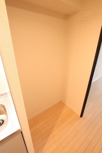 物件内観写真29　(冷蔵庫置き場)