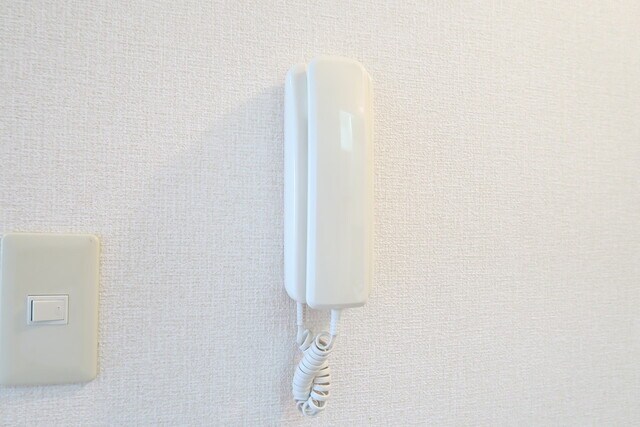 物件内観写真12　(インターホン付き♪)