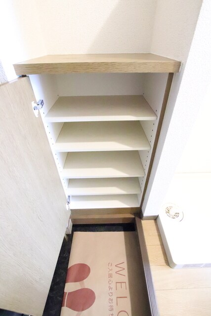 物件内観写真13　(シューズボックスです♪)