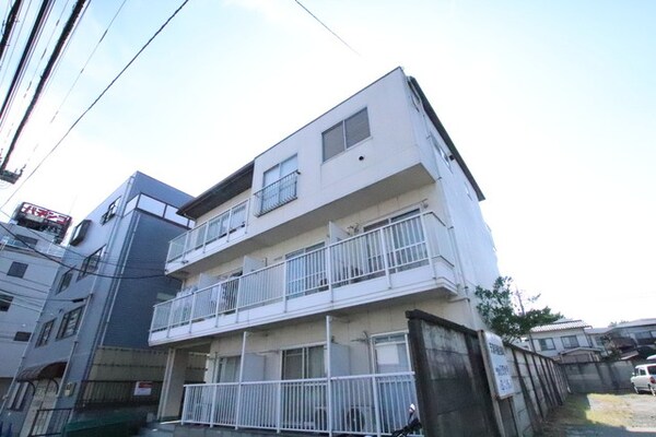 外観(鉄骨造のマンションタイプ♪)