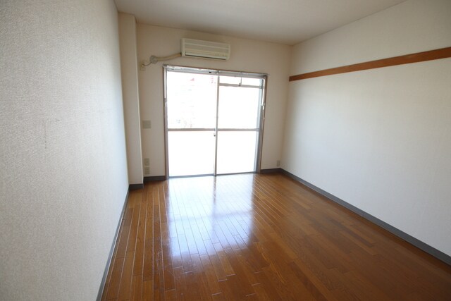 物件内観写真8　(洋室です♪)