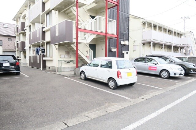 物件外観写真4　(駐車場※空き要確認。)