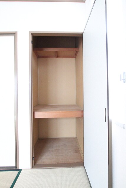 物件内観写真18　(収納です)