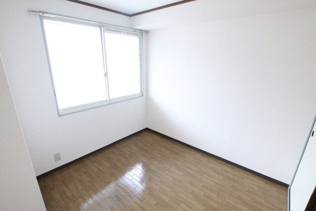 物件内観写真27　(4.5帖の洋室です)