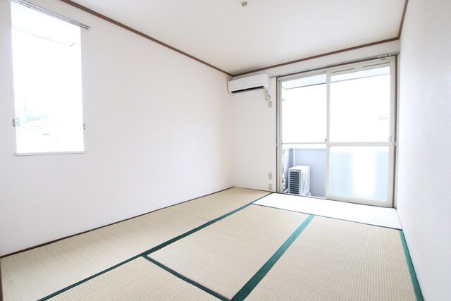 物件内観写真28　(6帖の和室です)