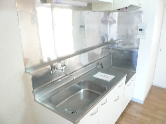 物件内観写真10　(ガスコンロ設置可です♪)