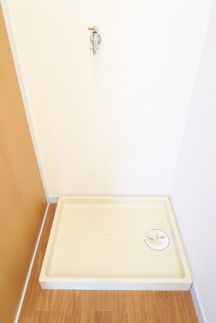 物件内観写真21　(洗濯機置き場)