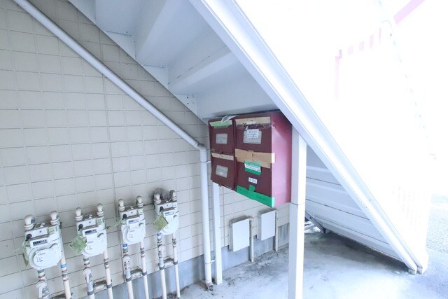 物件外観写真5　(集合ポスト♪)