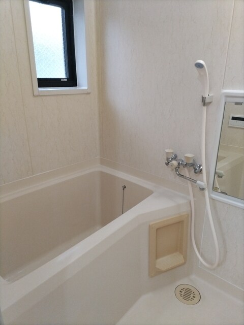 物件内観写真12　(お風呂です)