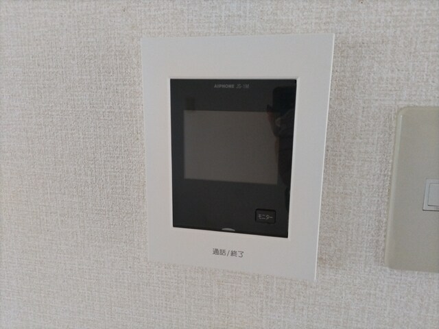 物件内観写真14　(TVモニタ付きです)