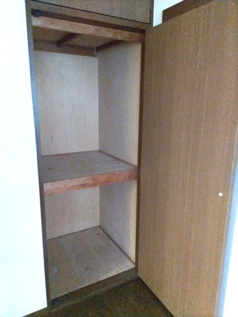 物件内観写真24　(収納です)