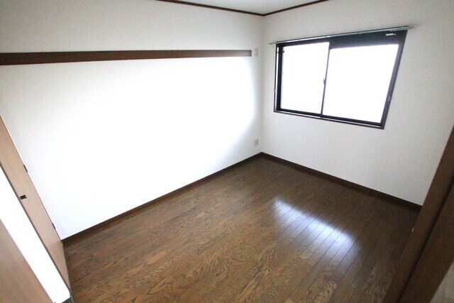 物件内観写真28　(北側洋室♪)