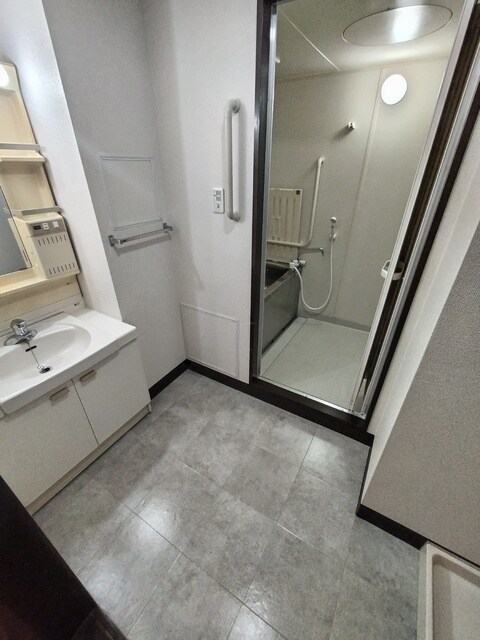 物件内観写真25　(脱衣所です♪)