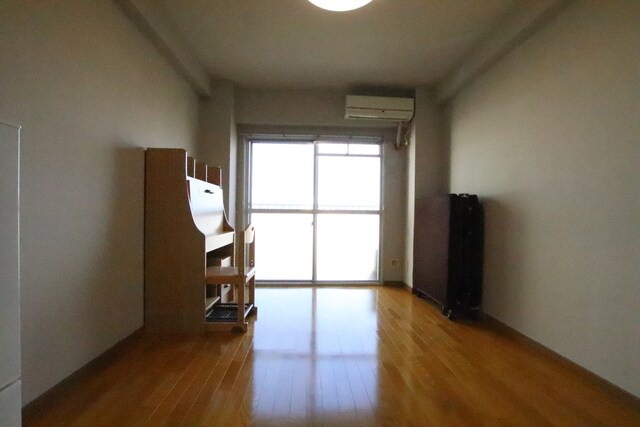 物件内観写真6　(洋室です♪)