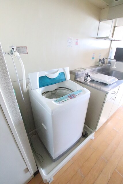 物件内観写真13　(洗濯機です♪)