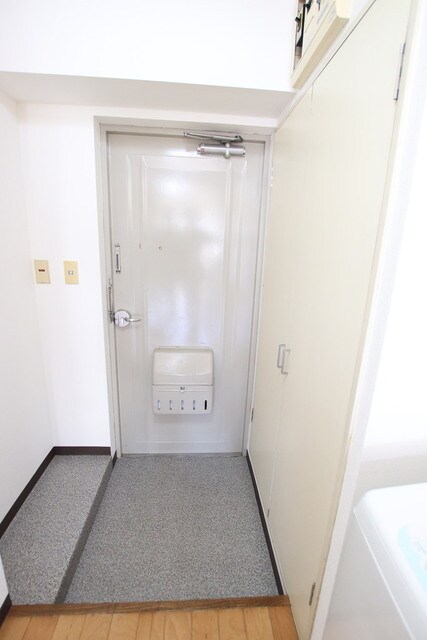 物件内観写真18　(玄関です♪)