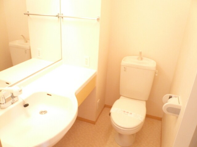 物件内観写真9　(※別室参考写真)