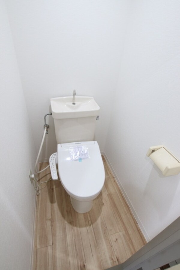 トイレ(温暖洗浄便座です♪)
