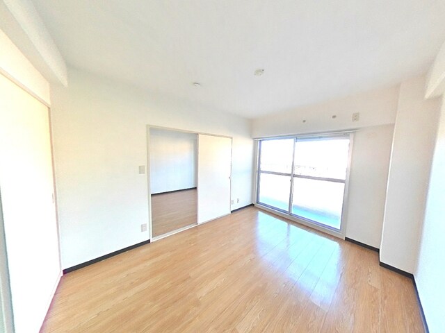 物件内観写真11　(洋室です♪)