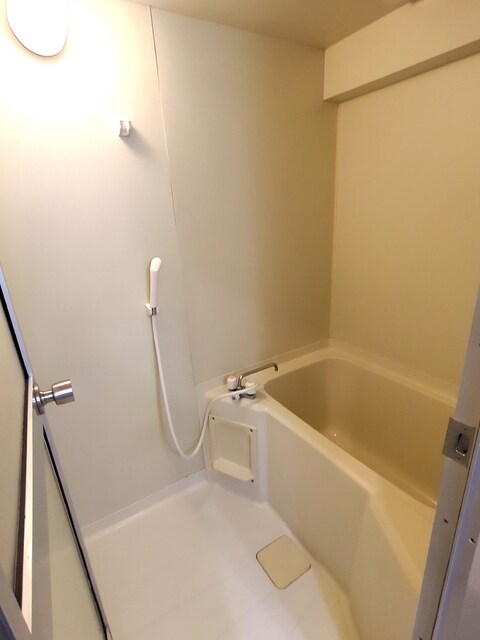 物件内観写真12　(バスルームです♪)