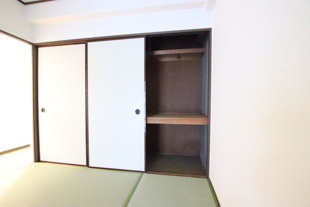 収納(押し入れです♪)