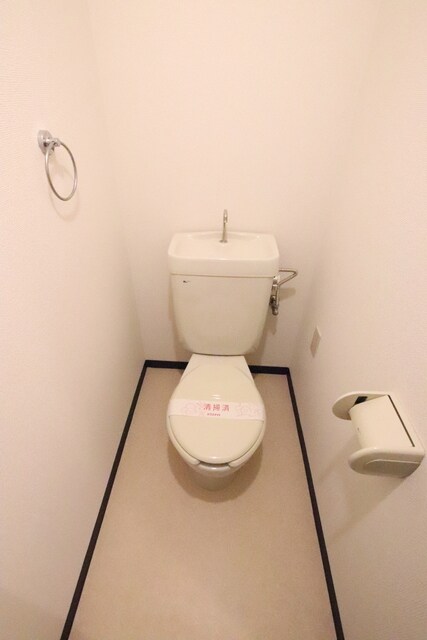 トイレ(バストイレ別♪)