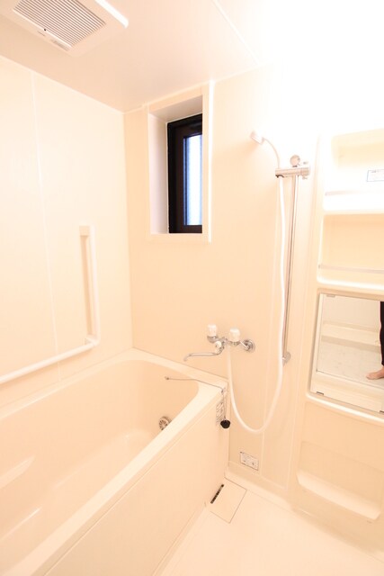 物件内観写真10　(バスルームです♪)