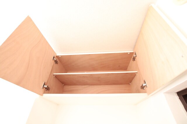 物件内観写真32　(玄関上のシューズボックスです♪)