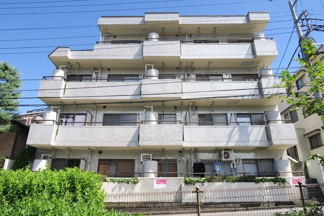 物件外観写真1　(RC造のマンションタイプ♪)