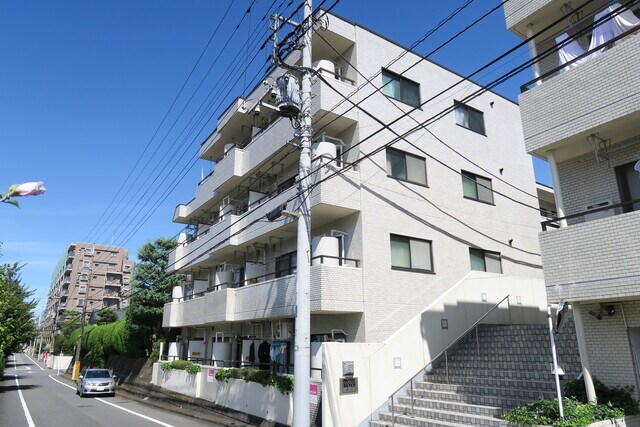 物件外観写真3　(RC造のマンションタイプ♪)