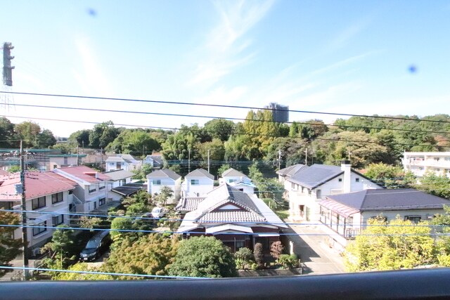 物件内観写真15　(バルコニーからの景色です♪)