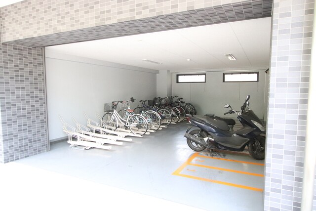 物件外観写真7　(契約駐輪場♪利用料別途要)