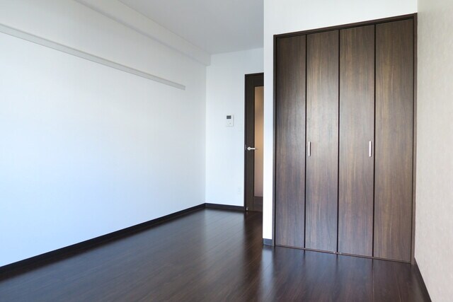 物件内観写真23　(7.7帖の洋室♪)