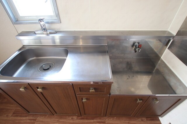 物件内観写真27　(ガスコンロ置き場です♪)