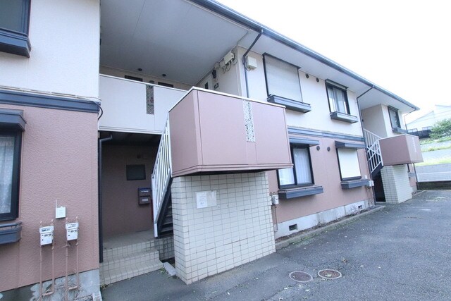 物件外観写真4　(玄関入り口♪)