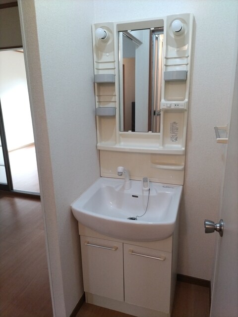 物件内観写真21　(独立洗面台です♪)