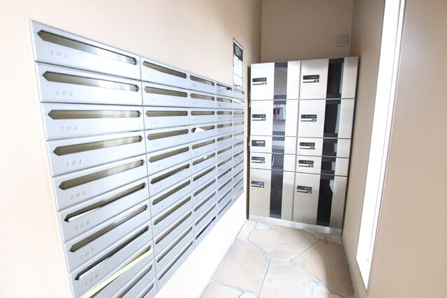 物件外観写真8　(集合ポスト)