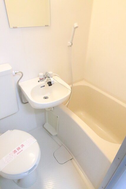 物件内観写真12　(バス／シャワールーム等)