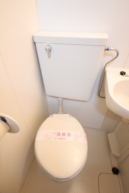 物件内観写真12　(トイレです。)