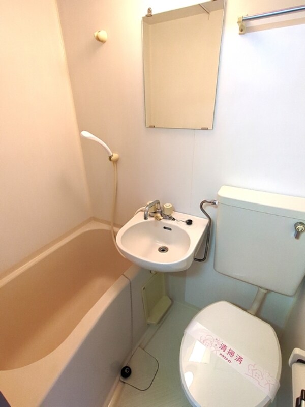 バス／シャワールーム等(お風呂です♪)