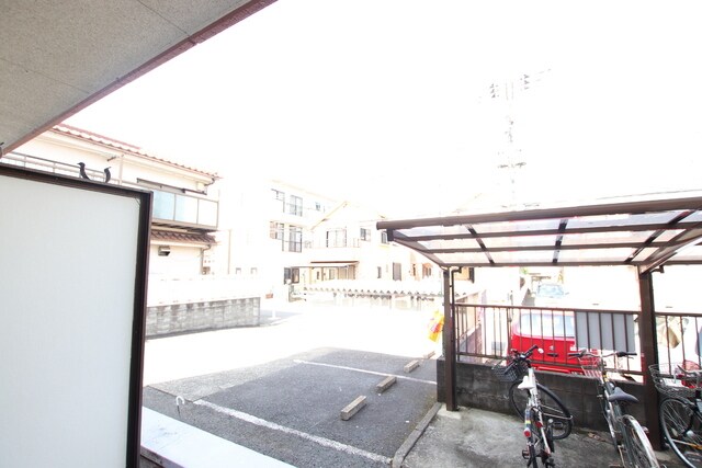 物件内観写真17　(バルコニーからの景色です。)